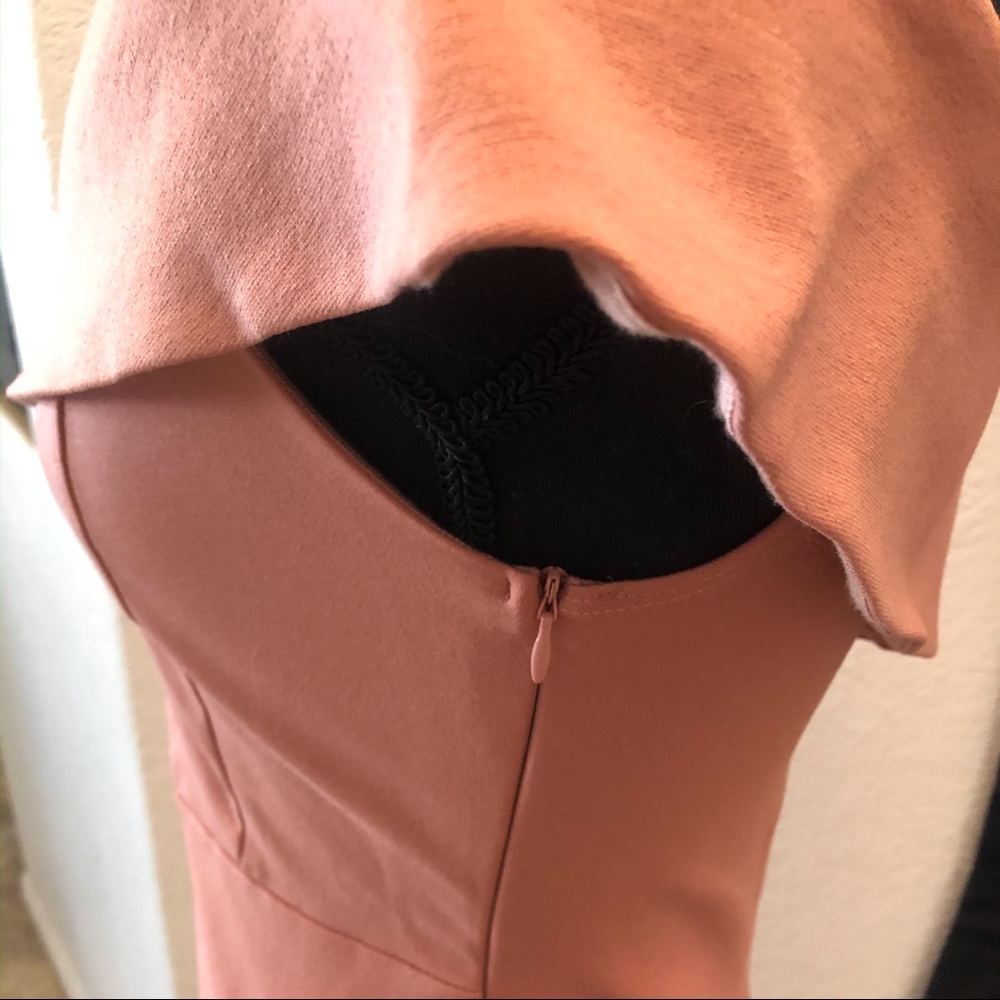 NWT Off The Shoulder Body Con Dress in Mauve - Picture 6 of 8